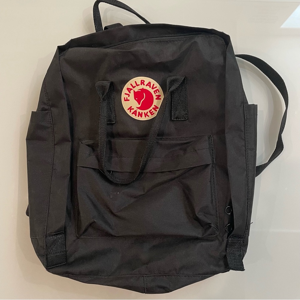Fjallraven Kanken Classic Backpack | Black